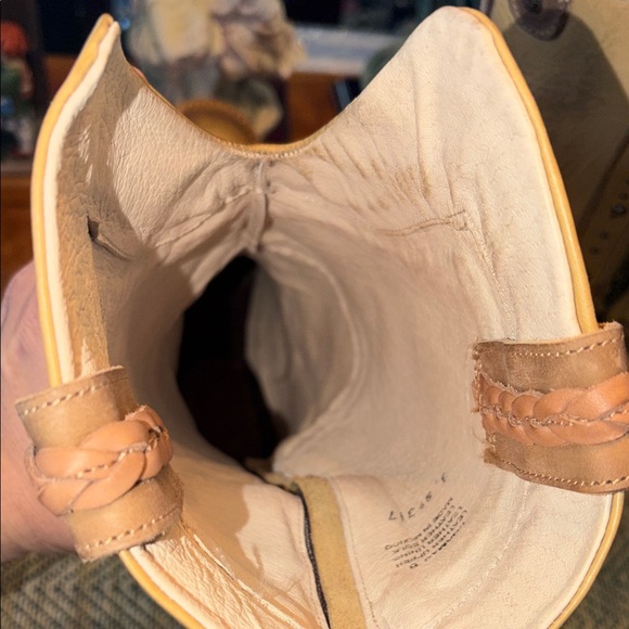 Freebirds by Steven “CORMAC” Studded Leather Cowboy Boots - Picture 12 of 12